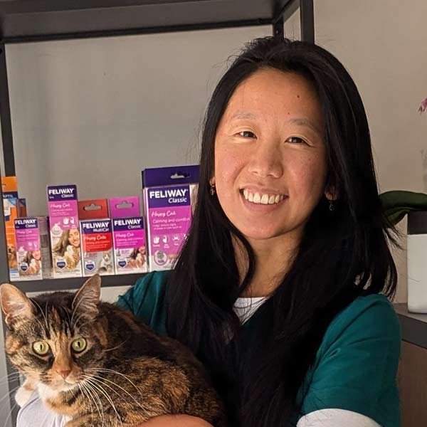 Dr. Rose Joli-Coeur, Seattle Veterinarian